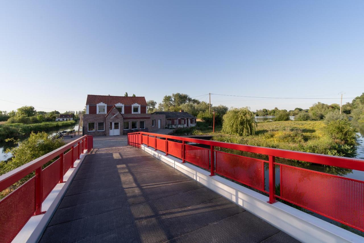 Le Moulin Rouge De Clairmarais "Le Heron" Exterior foto